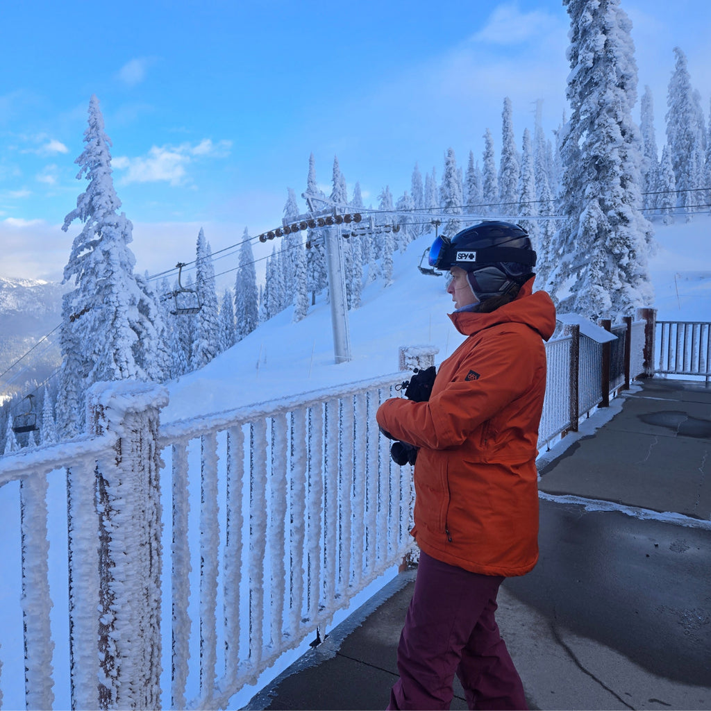 “The environmental impact of fast fashion“