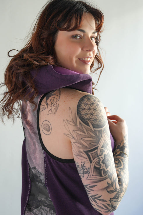 Reflection Lights —The Hoodie Tank