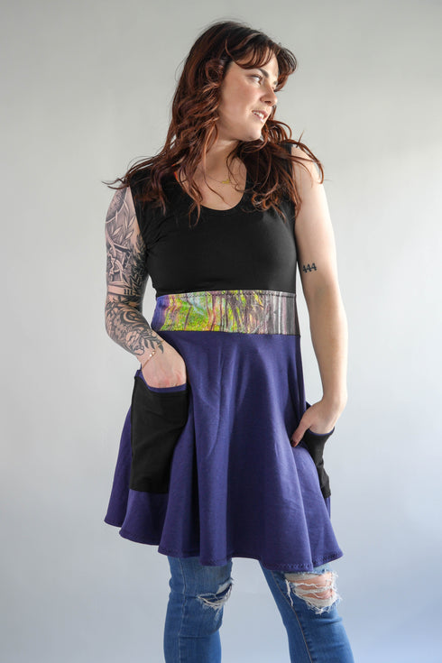 Between The Trees —Sleeveless